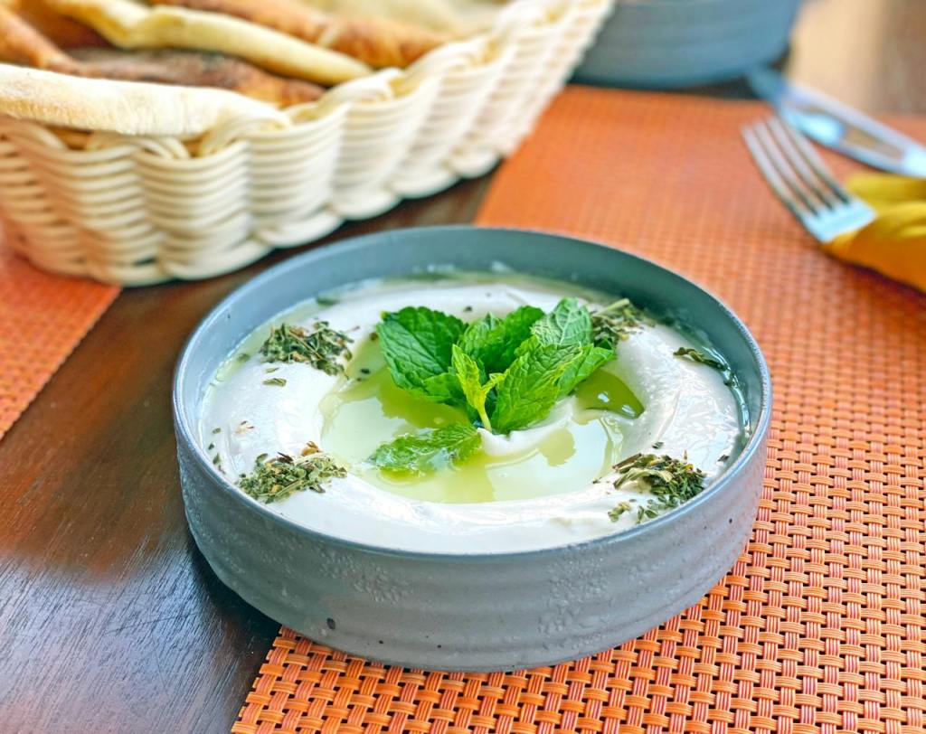 Turkish Yogurt & Garlic Meze&nbsp;(Haydari)